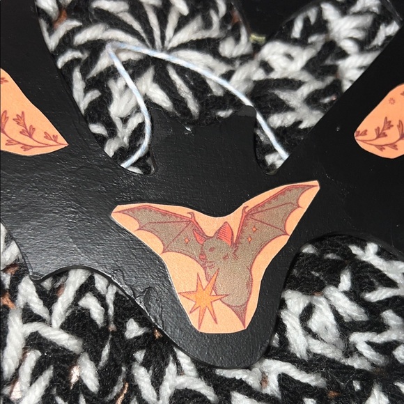 handmade Halloween Bat Wall Decor Set - Picture 4 of 5